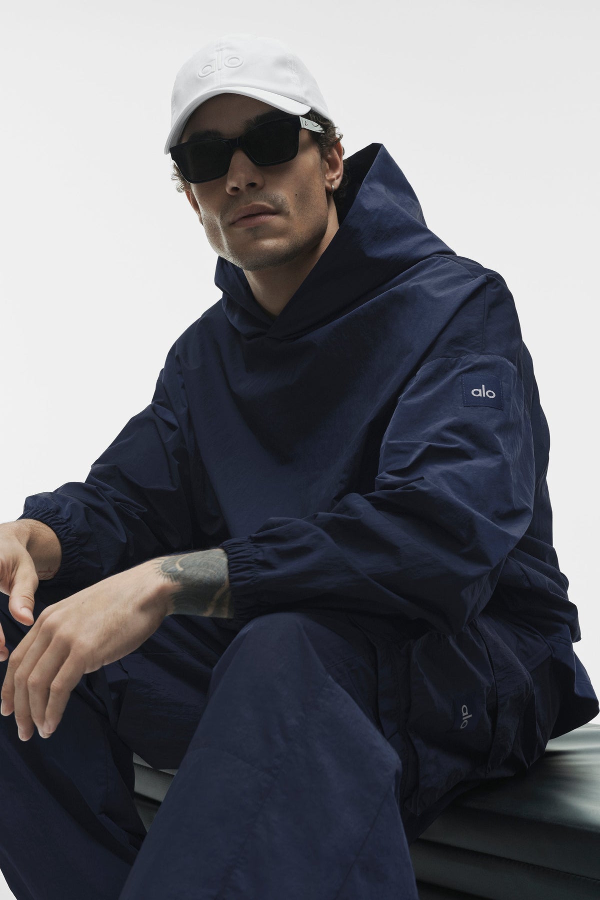 Axis Hooded Pullover - Navy