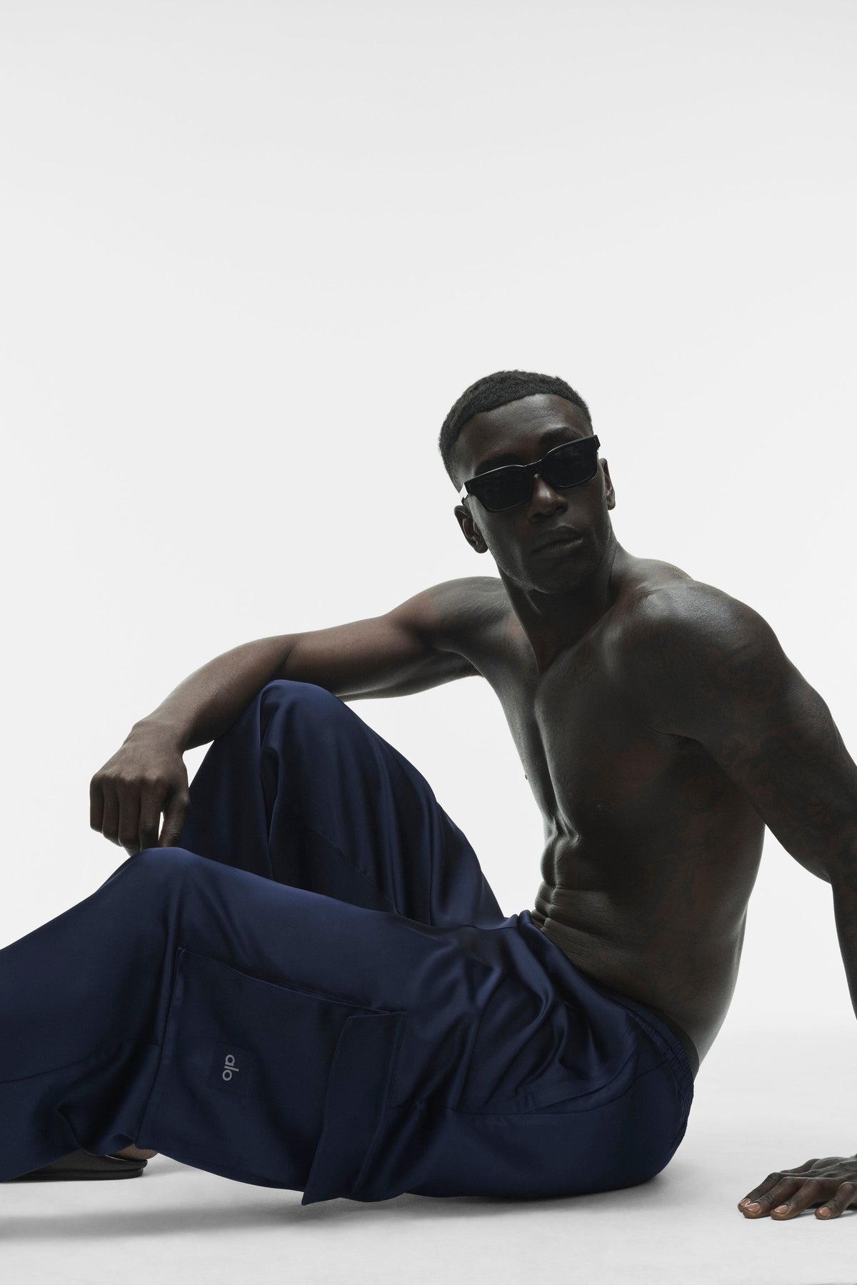Satin Horizon Straight Leg Cargo Pant - Navy