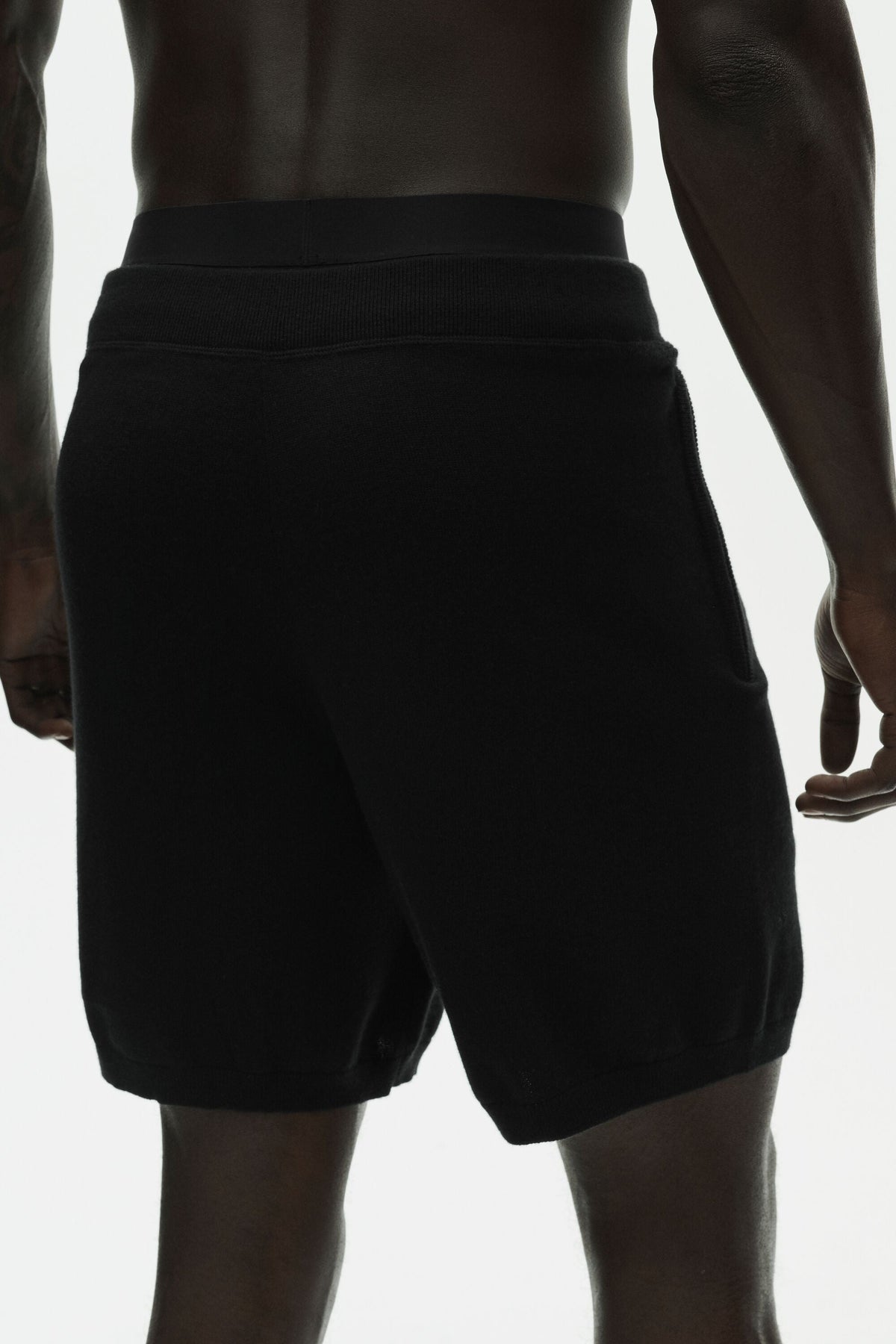 7" Cotton Cashmere Ever Soft Short - Black